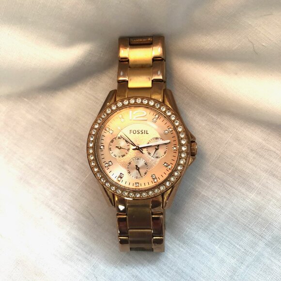 Fossil Rose Gold Large Crystal Bezel Link Watch - Picture 4 of 8